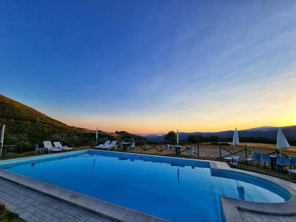 Agriturismo San Martino Foligno Bagian luar foto