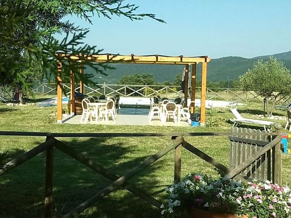 Agriturismo San Martino Foligno Bagian luar foto